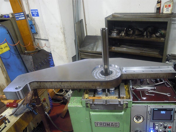 lavorazione-speciale-stozzatura-profili-sagomati lavorazione-speciale-stozzatura-profili-sagomati